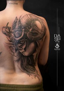 Koerperkunst Tattoo Wien Danny ShoeStar backpiece warrioress